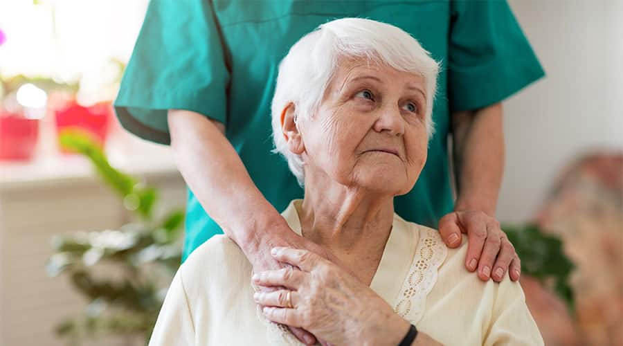 dementia-care-900 Houston in-home caregiver taking care of senior with dementia.